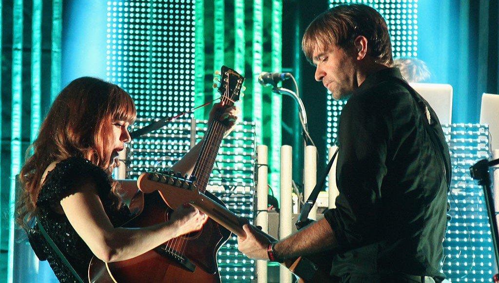 Jenny Lewis and Ben Gibbard of The Postal Service performing